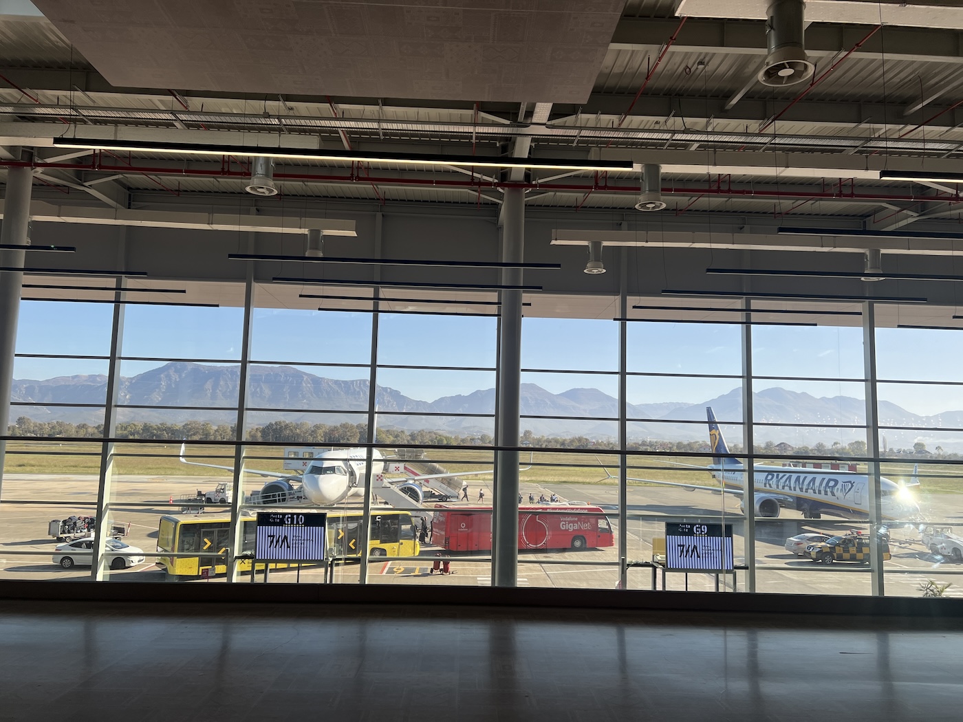 9 ways to find cheap flights to wherever you want to go